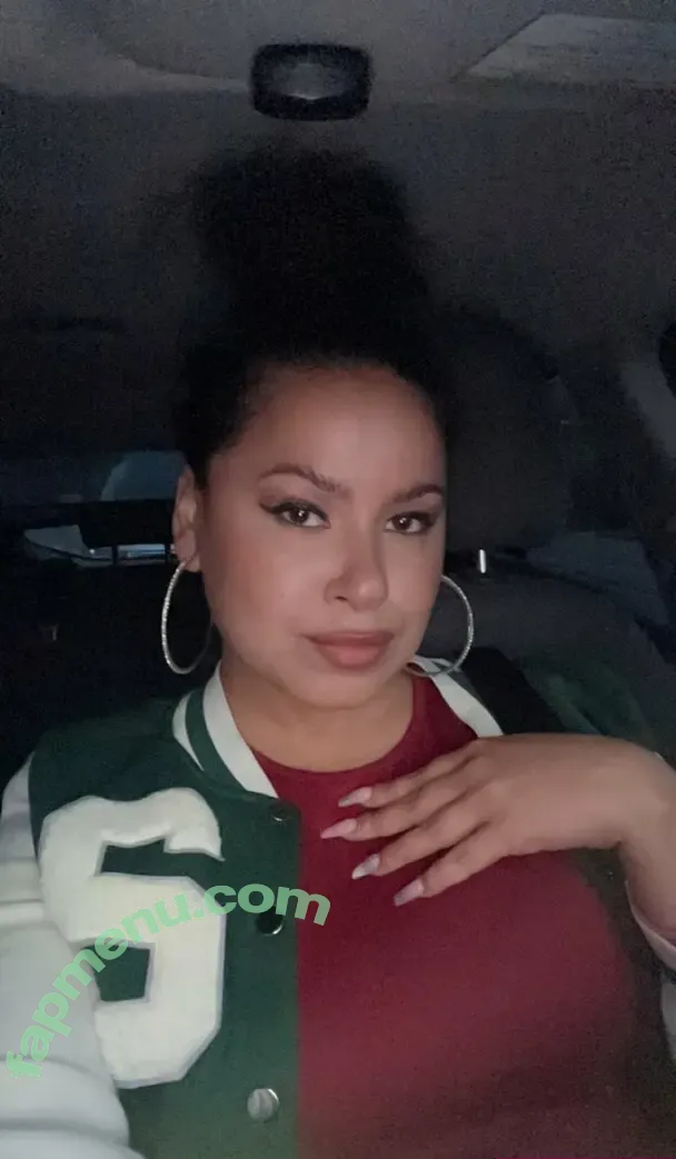 thenewqueenofcomedy nude photo #0118 (thenewqueenofcomedy)