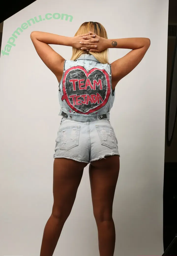 thenewqueenofcomedy nude photo #0124 (thenewqueenofcomedy)