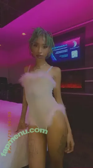  nude photo #0003