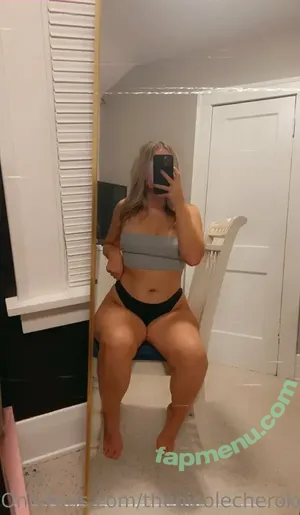  nude photo #0007