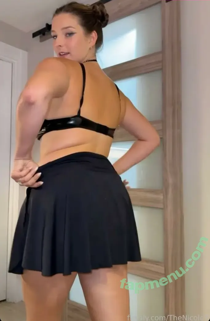 TheNicoleT nude photo #0008 (n.e.t / thenicolett)