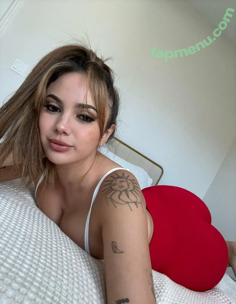 thenikavenom nude photo #0170 (letnikalive)