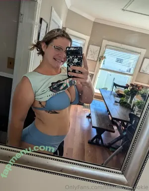 theofficialcookie / the.officialcookie nude photo #0012