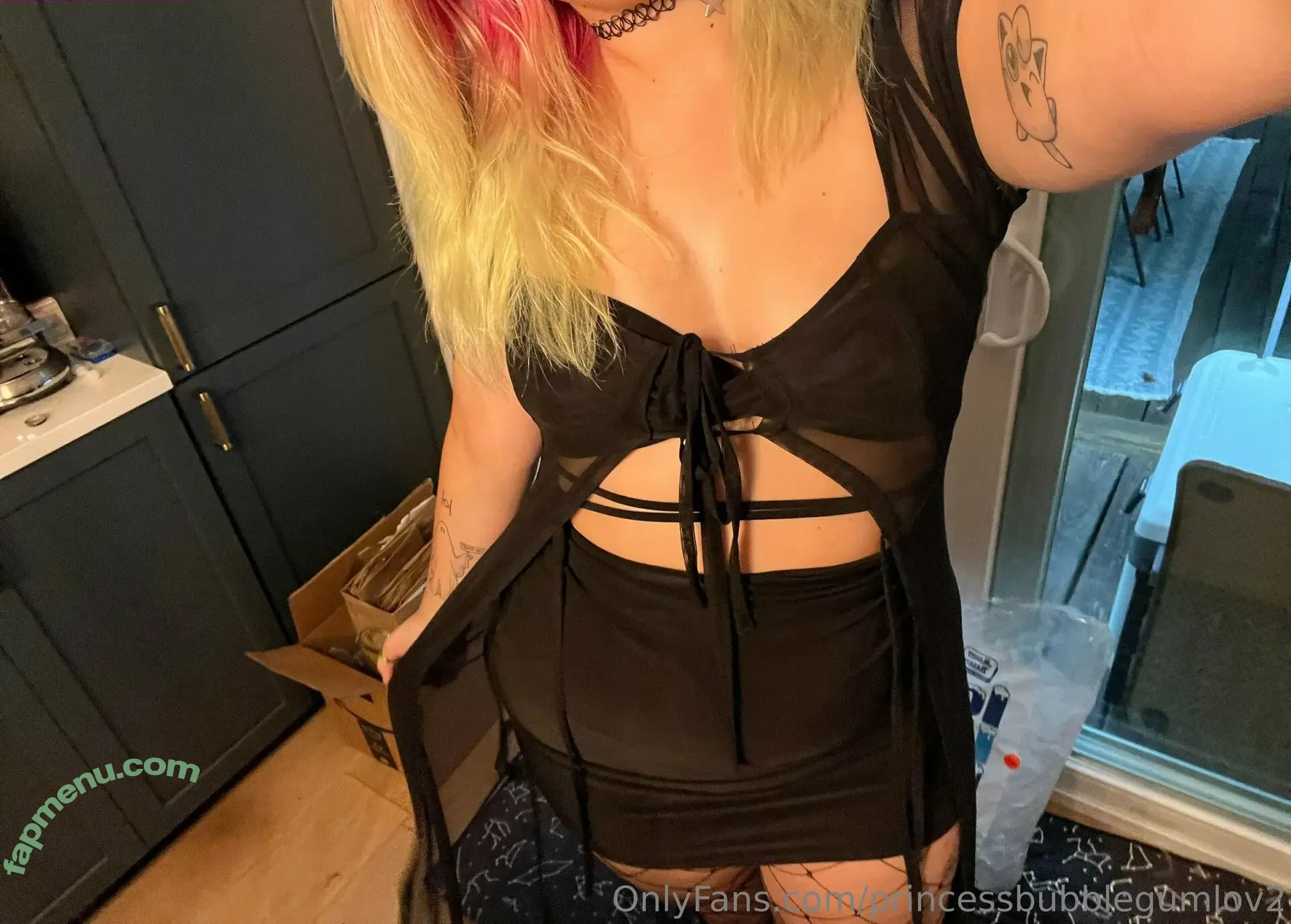 theolivianyx2 nude photo #0019 (theolivianyx2)