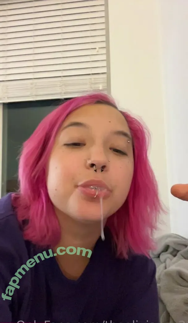 theolivianyx2 nude photo #0024 (theolivianyx2)