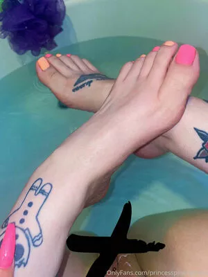 theonlinegirlfriend / wildaboutpineapple nude photo #0020