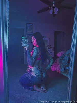 theonlinegirlfriend / wildaboutpineapple nude photo #0061