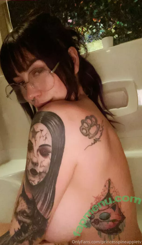 theonlinegirlfriend nude photo #0008 (wildaboutpineapple)