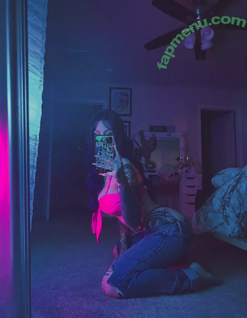 theonlinegirlfriend nude photo #0060 (wildaboutpineapple)