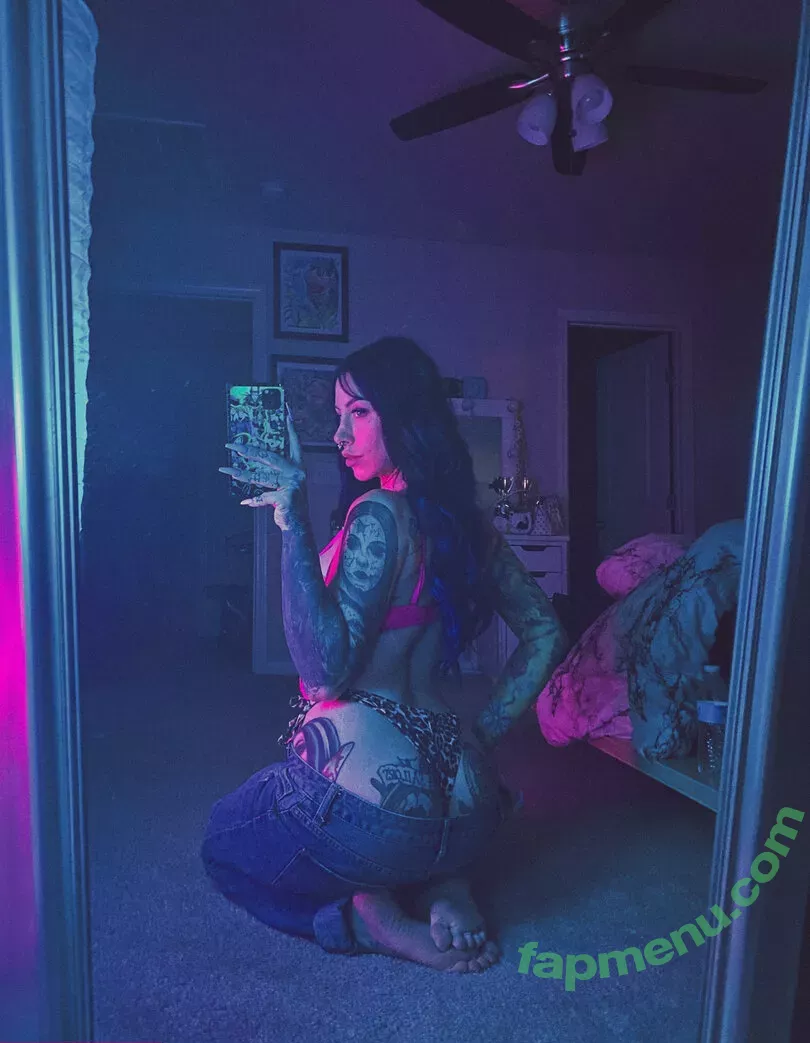 theonlinegirlfriend nude photo #0061 (wildaboutpineapple)