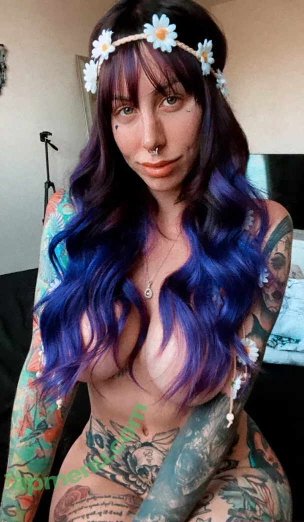 theonlinegirlfriend nude photo #0062 (wildaboutpineapple)