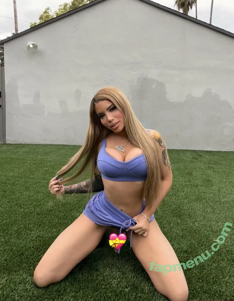theonlyanaconda nude photo #0003 (theonlyanaconduh)