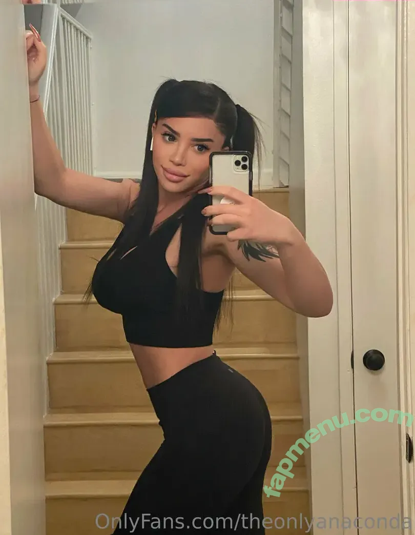 theonlyanaconda nude photo #0110 (AndreaAnaconda / theonlyanaconduh)