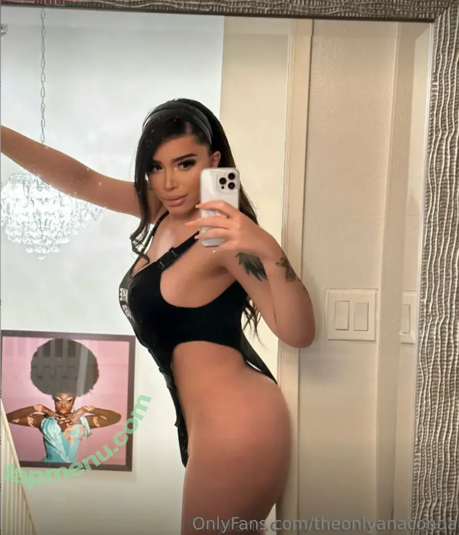 theonlyanaconda nude photo #0148 (AndreaAnaconda / theonlyanaconduh)