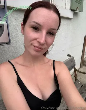  nude photo #0005