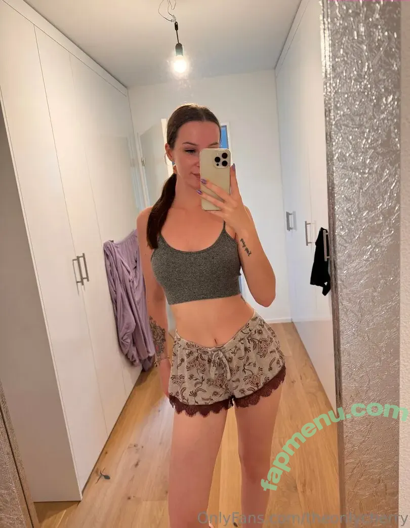 theonlycherry nude photo #0004 (theonlycherry)