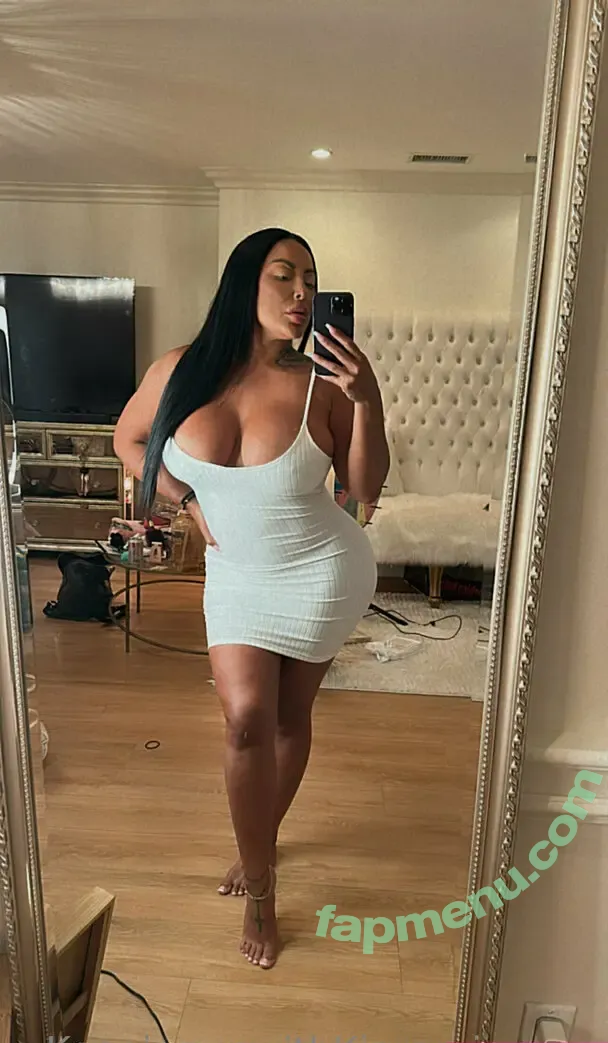 theonlykiaramia nude photo #0222 (theonlykiaramia)