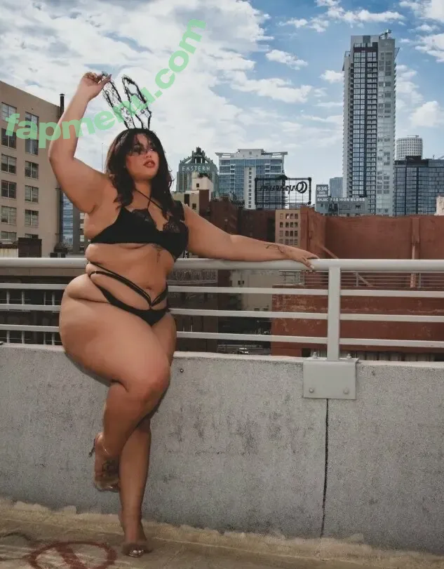 thepeachqueen nude photo #0044 (theepeachqueen)