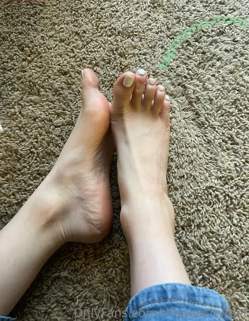 thepeachyfeet nude photo #0012 (feet_of_the_peach)
