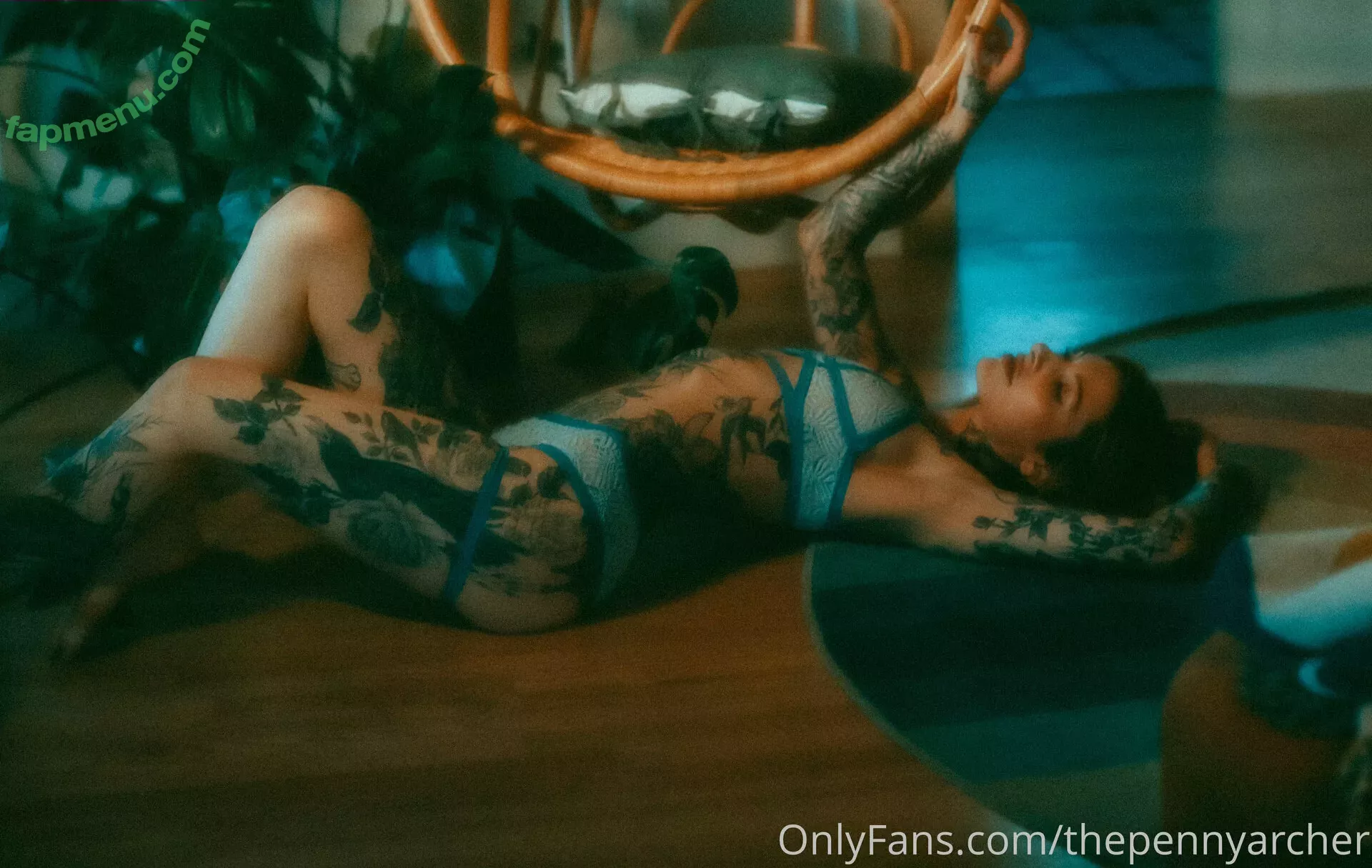 thepennyarcher nude photo #0053 (thepennyarcher)