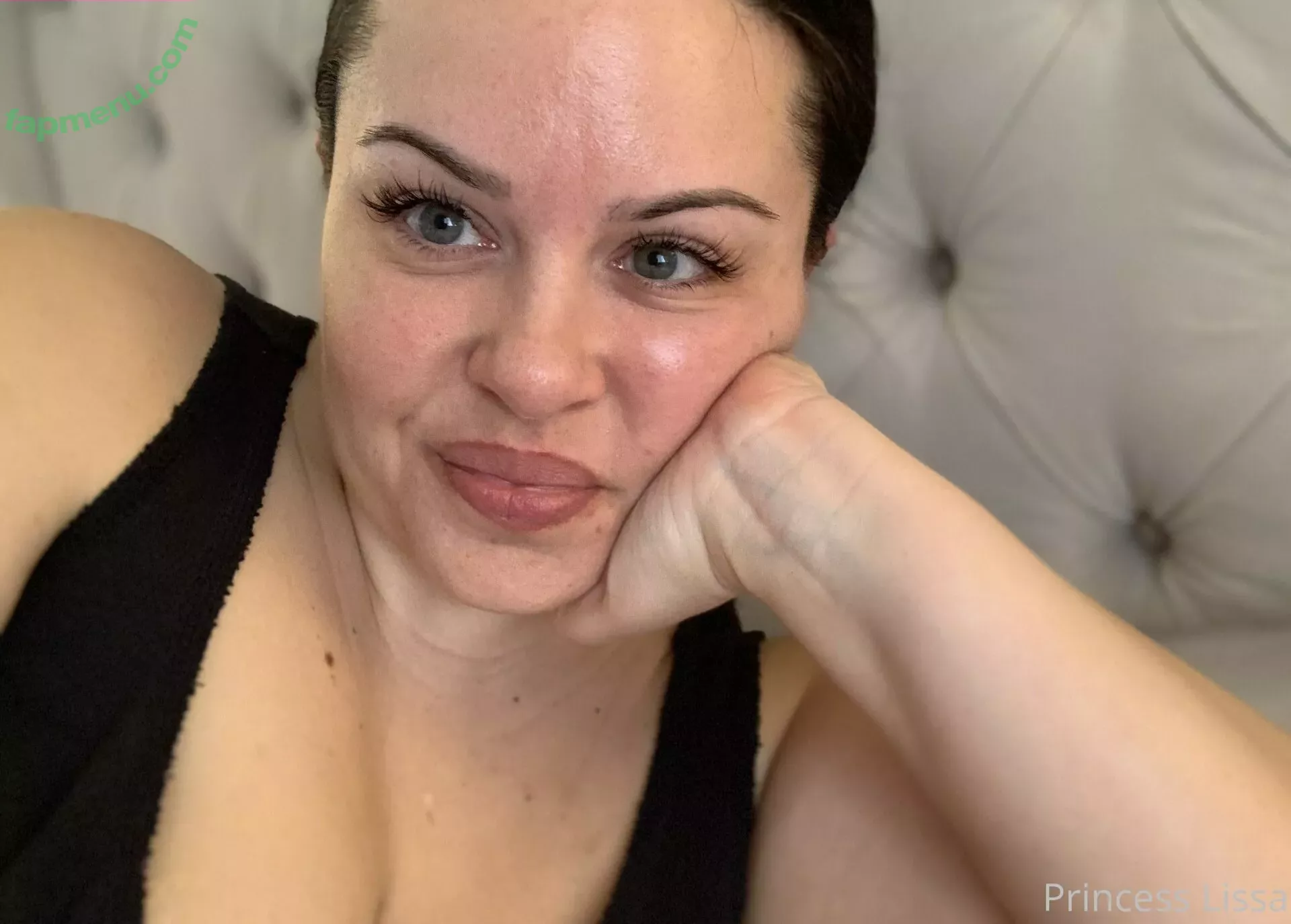 theprncslissa nude photo #0020 (_theprncss)