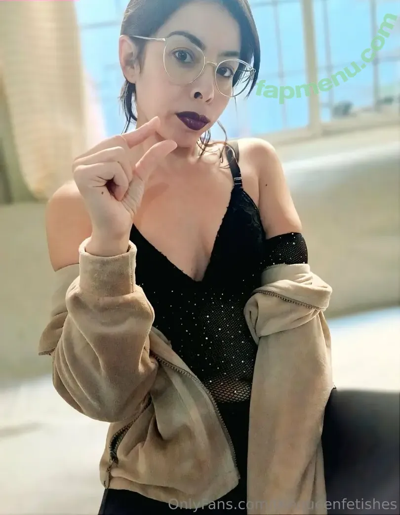 thequeenfetishes nude photo #0040 (thequeensconfections)