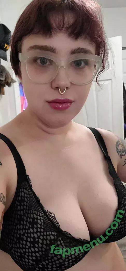 thequeenhasarrived nude photo #0086 (thequeenhasarrived)