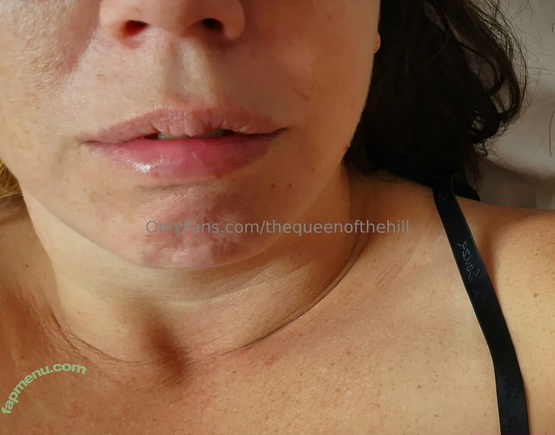 thequeenofthehill nude photo #0002 (thequeenofthehill)