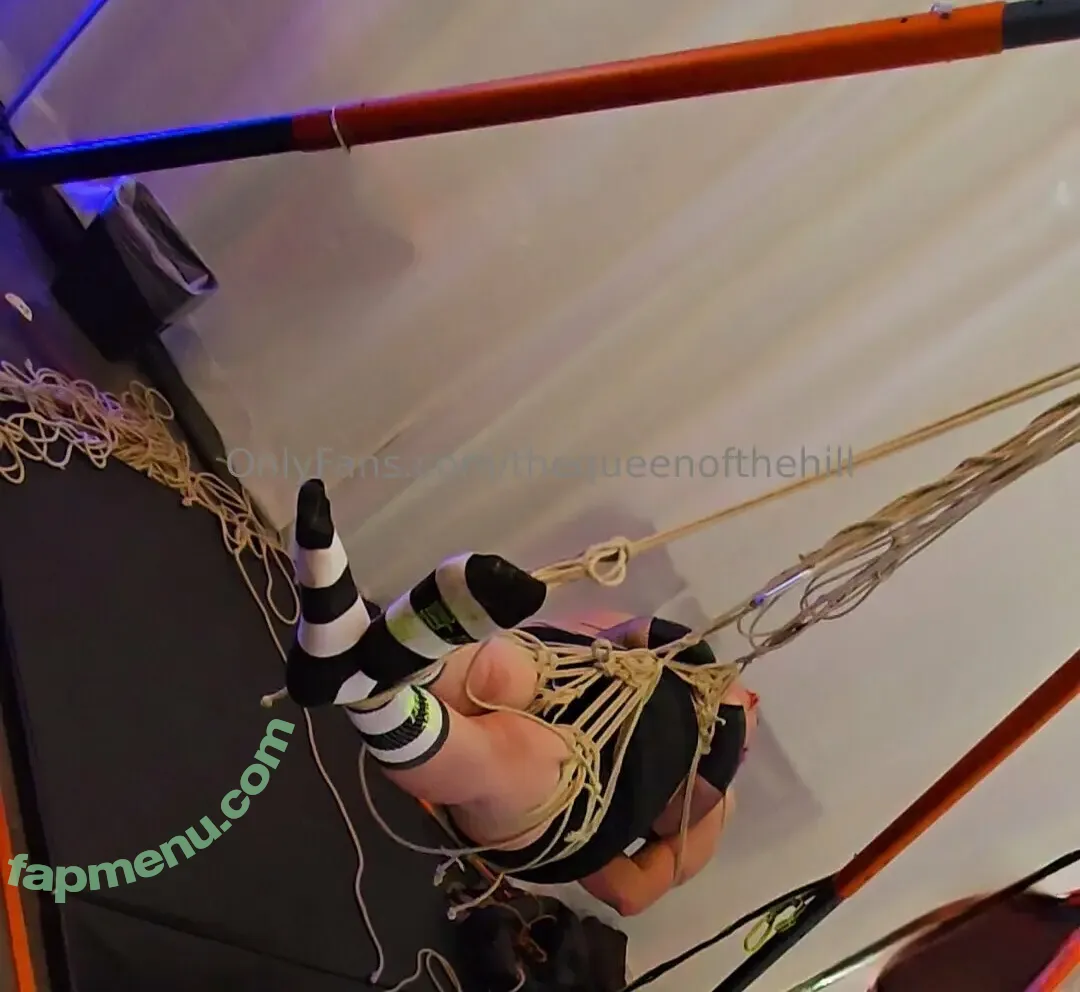 thequeenofthehill nude photo #0016 (thequeenofthehill)