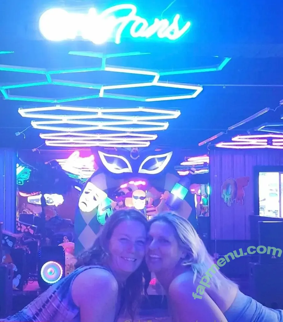 theraccoongoddess nude photo #0006 (theraccoongoddess)