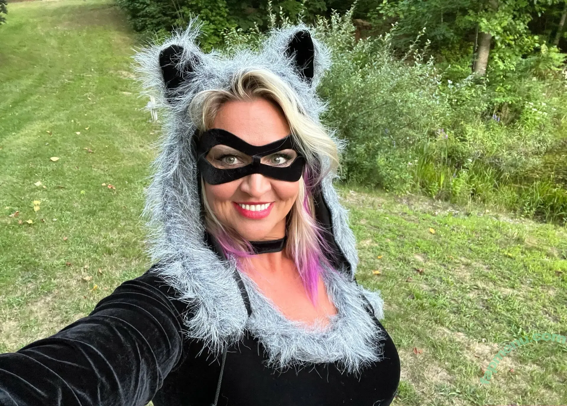 theraccoongoddess nude photo #0028 (theraccoongoddess)