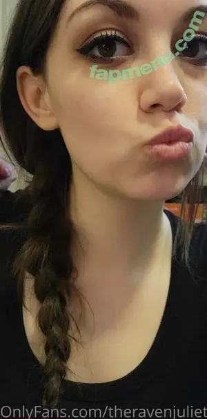 theravenjuliet13 / therealjuliet_ nude photo #0004