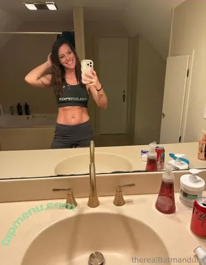 therealbatmanduhx / therealbatman_o nude photo #0029