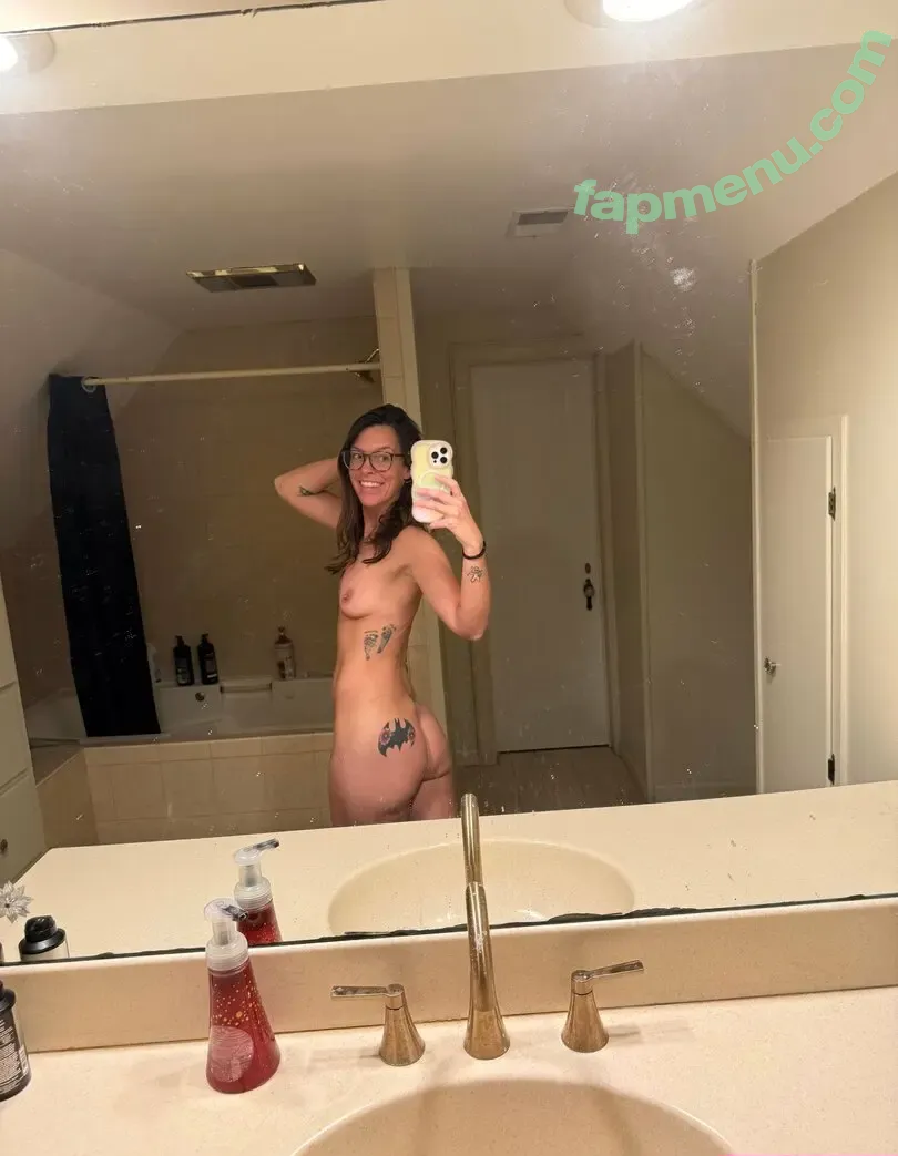 therealbatmanduhx nude photo #0041 (therealbatman_o)