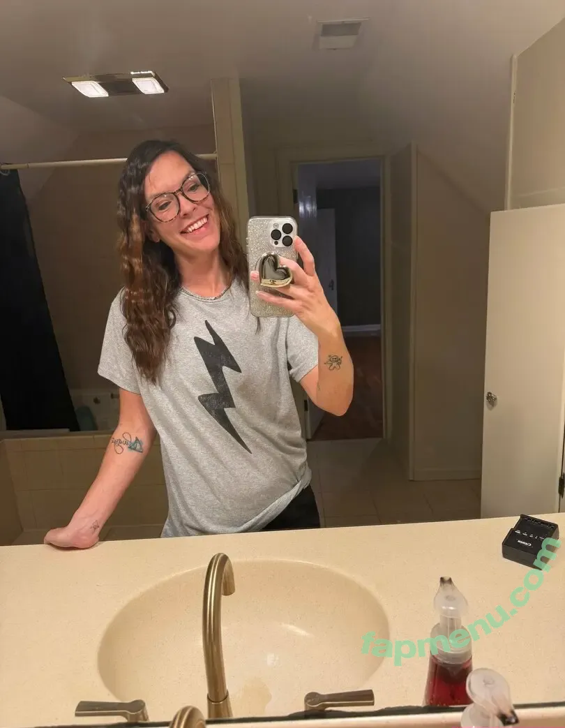 therealbatmanduhx nude photo #0056 (therealbatman_o)