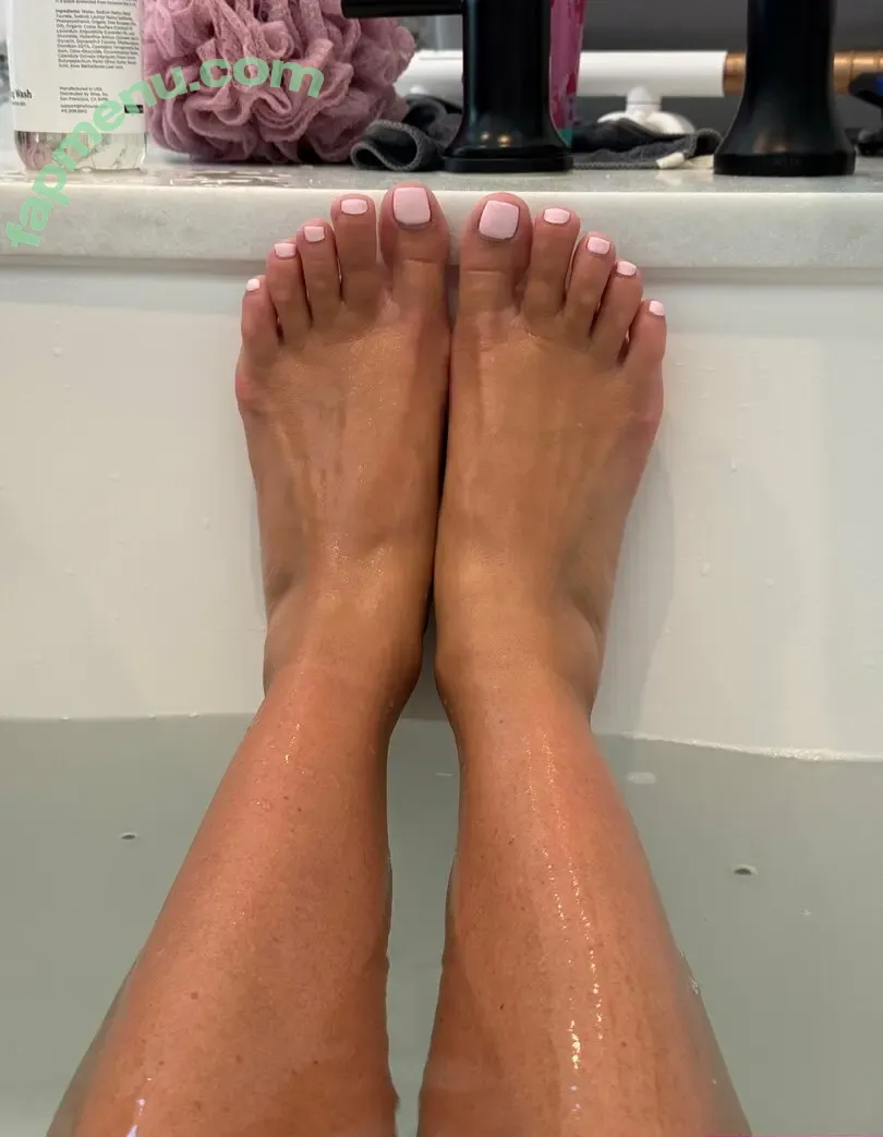 therealdanniryan nude photo #0032 (realdanniryan)