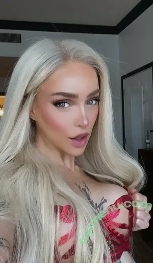 therealdarlaeliza / therealaalize nude photo #0012