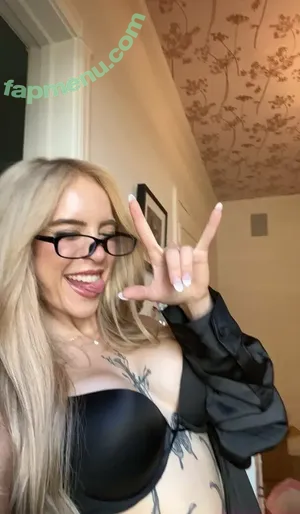 therealdarlaeliza / therealaalize nude photo #0006