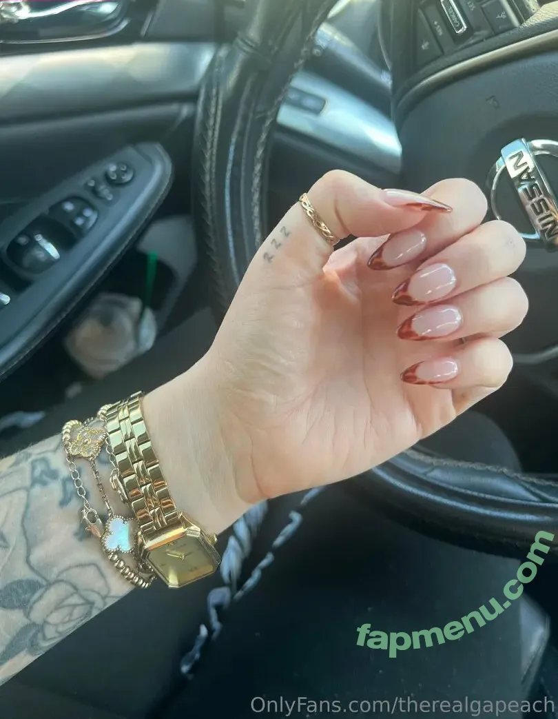 therealgapeach nude photo #0012 (therealgapeach)