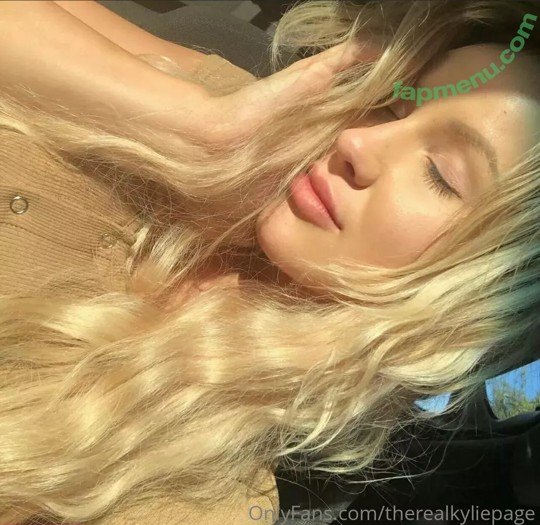 therealkyliepage nude photo #0105 (kyliepageofficial)