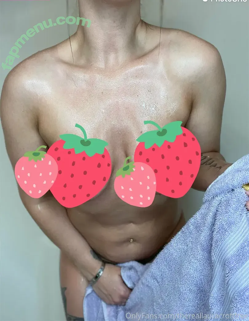 thereallauracroftfree nude photo #0010 (thereallauracroftfree)
