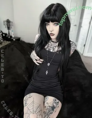 therealm3dusa_ / 1AmM3dusa_ / therealmedussa nude photo #0049