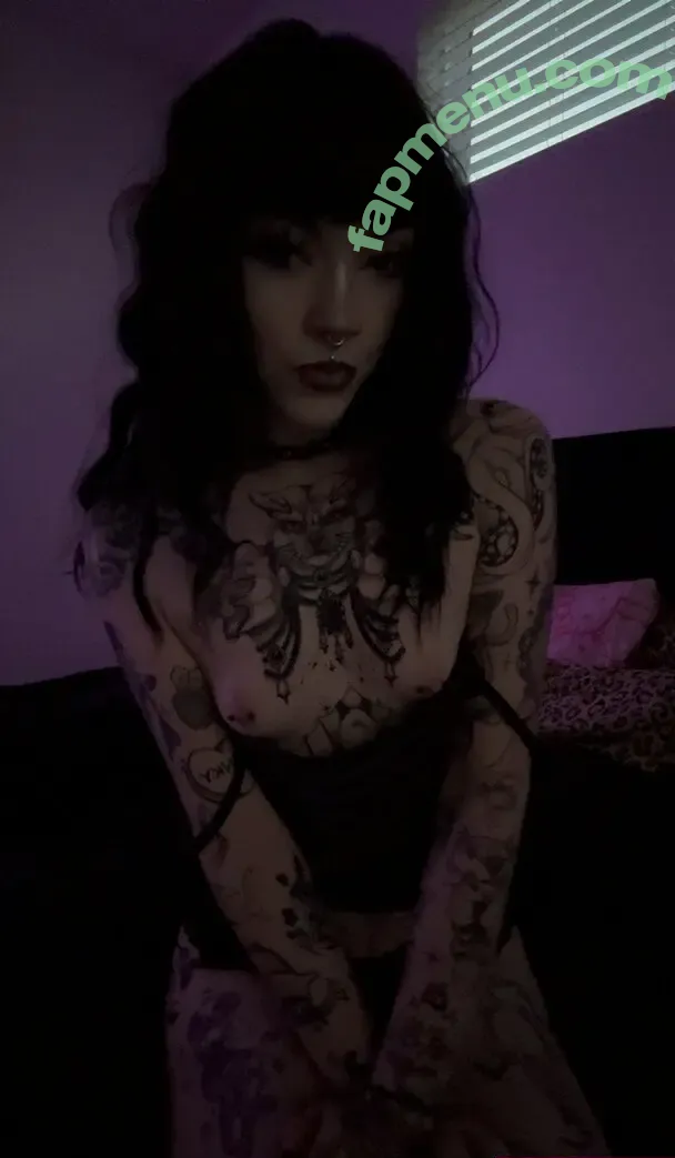 therealm3dusa_ nude photo #0026 (therealmedussa)