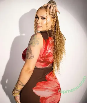 therealroyalskye / royalskyeofficial nude photo #0054