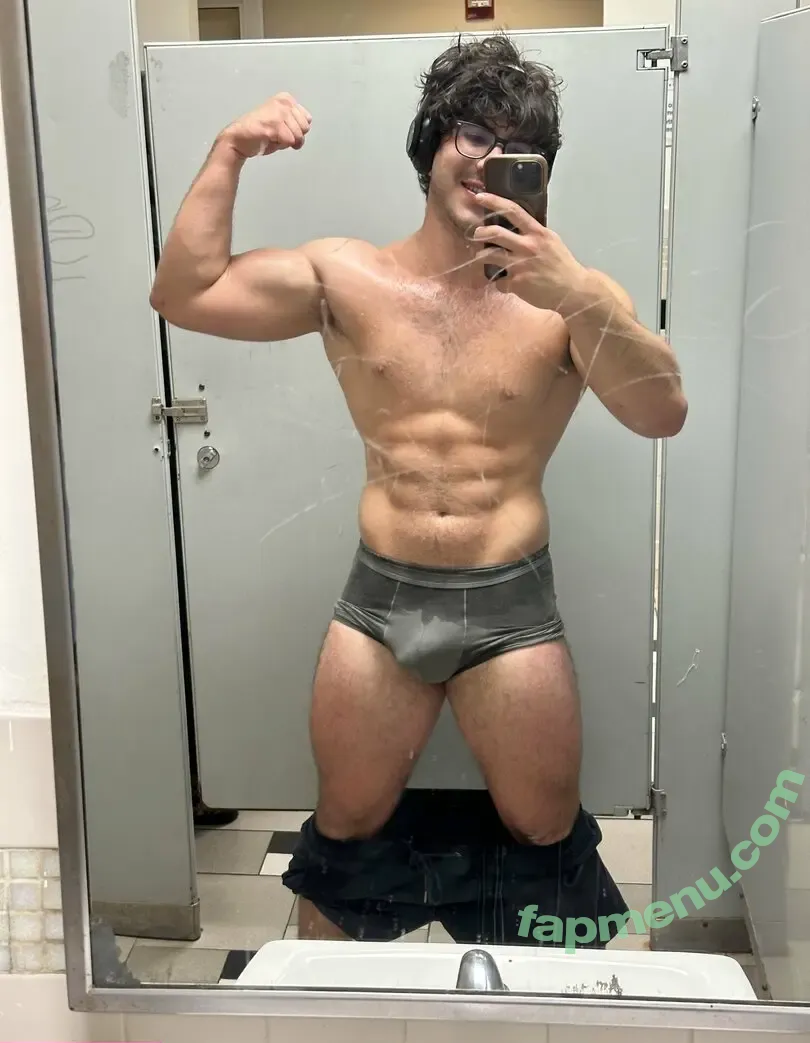 therealtroywellington nude photo #0011 (troywtime)