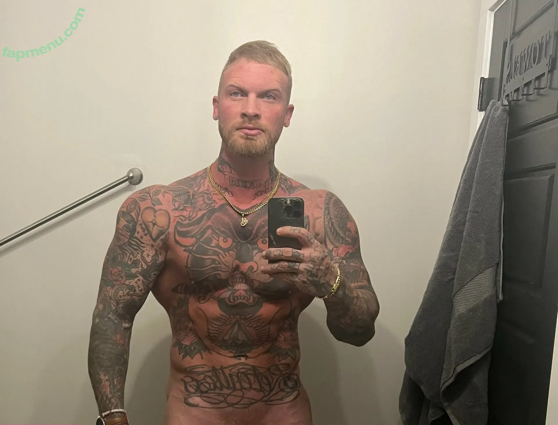 therealvanillagorilla nude photo #0004 (therealvanillagorillatattoos)
