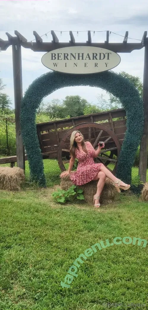 therebeccaryder nude photo #0116 (therebeccaryder)