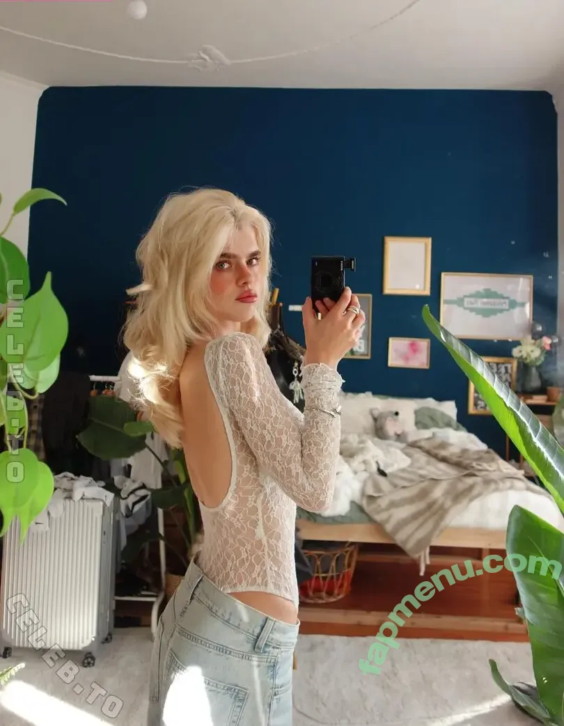 Theresa.vth nude photo #0104 (theresavt)