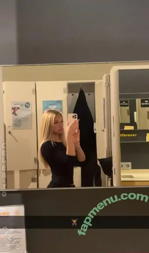 theresaxre / fit_honey nude photo #0177