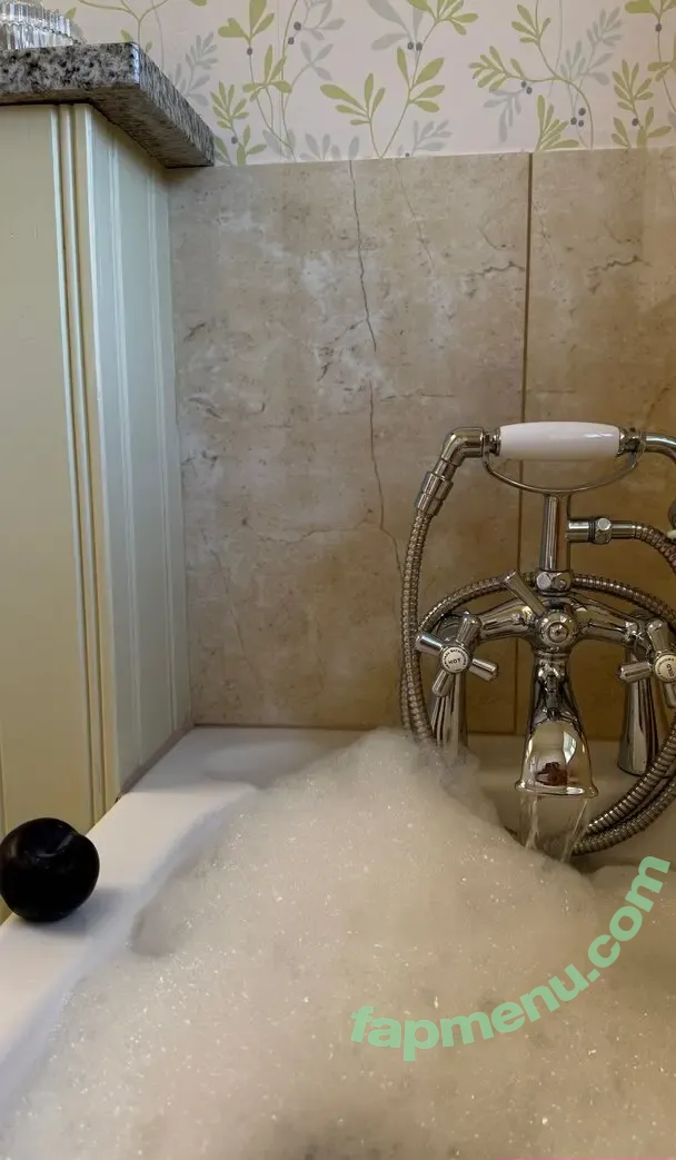 Therica Wilson-Read nude photo #0039 (Therica Wilson Read / ThericaWR)